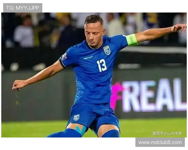 足球冬训全面展开球队状态回升多项新战术尝试成效显著